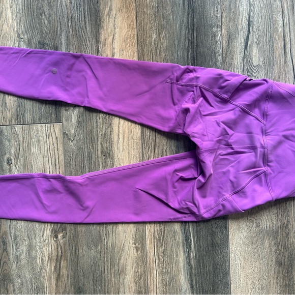 Lululemon Wunder Train Set - Picture 5 of 5